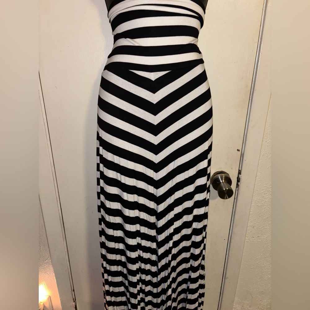 🆕 Forever 21 Plus Size Long Black & White Striped Maxi Skirt | 3X | NWT